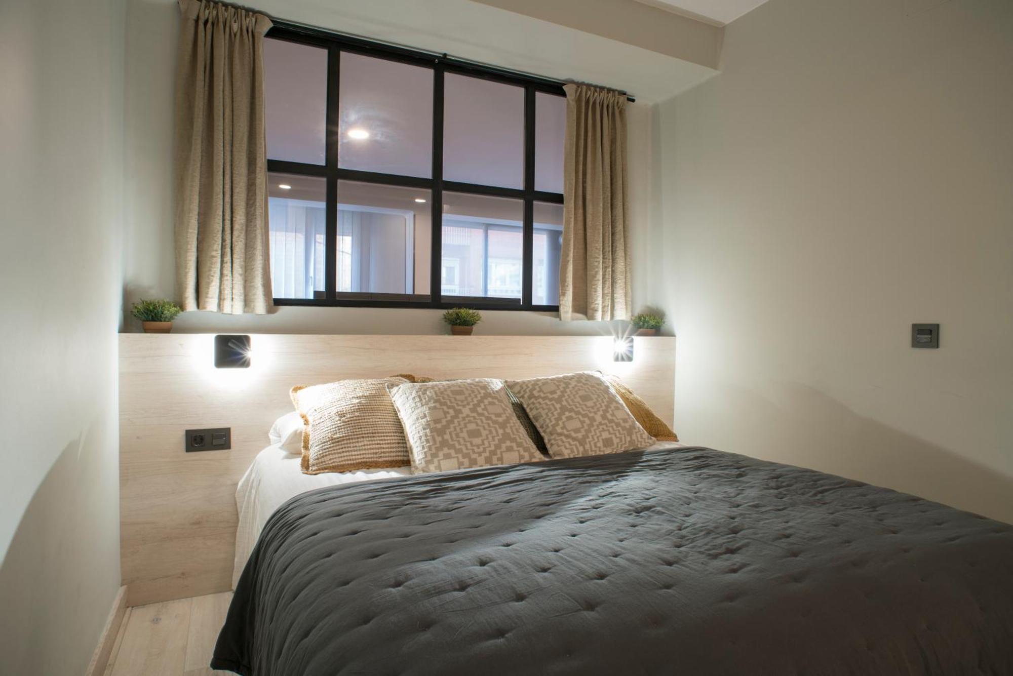 Apartaments Turistics Cardona III المظهر الخارجي الصورة
