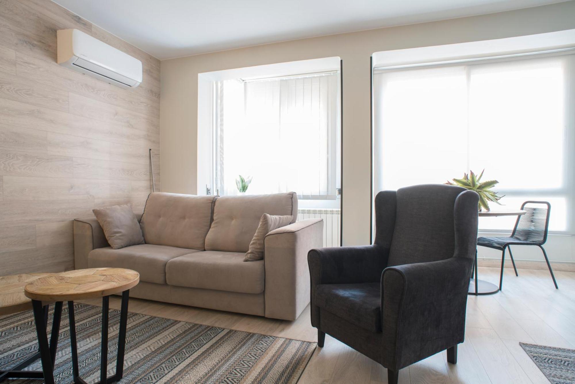 Apartaments Turistics Cardona III المظهر الخارجي الصورة